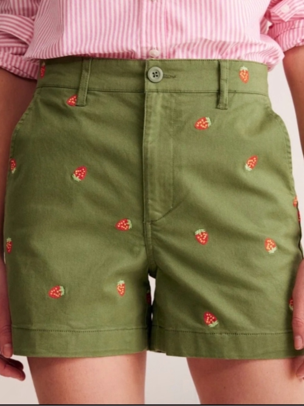Boden US 8 Olive Green Shorts Strawberry Embroidered Cottage Preppy